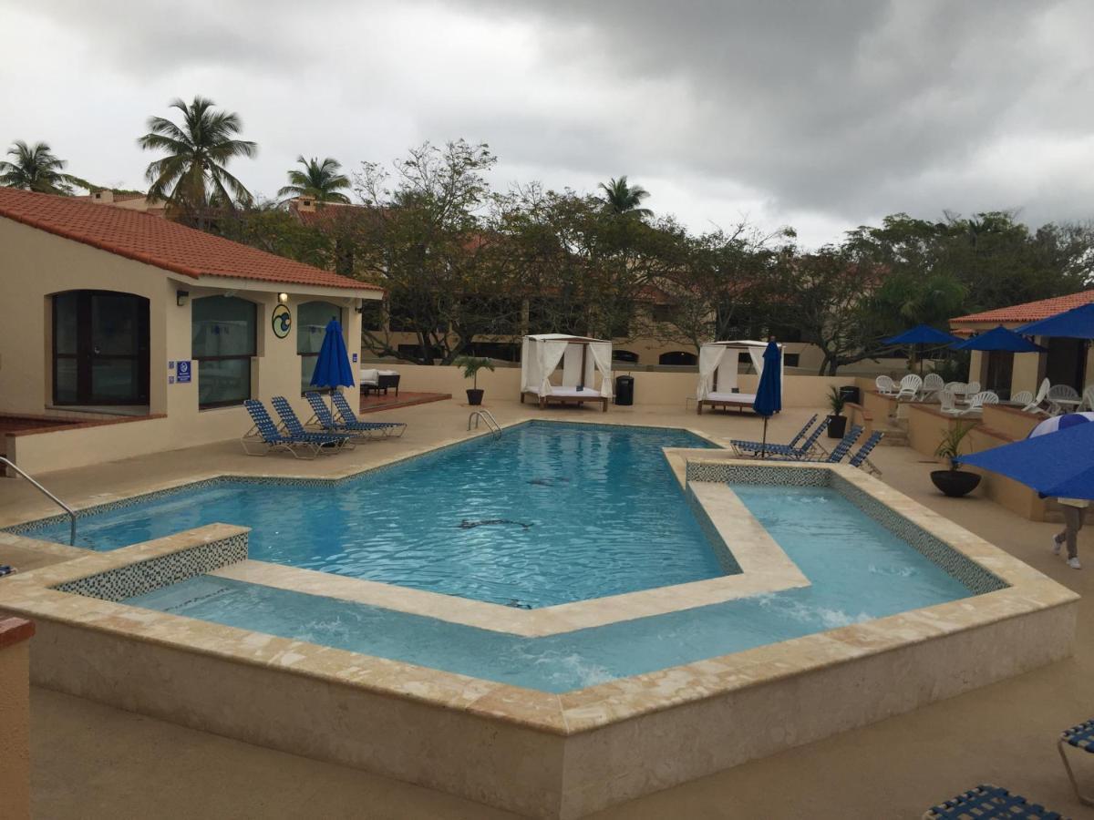Park Royal Homestay Club Cala Puerto Rico Умакао Экстерьер фото