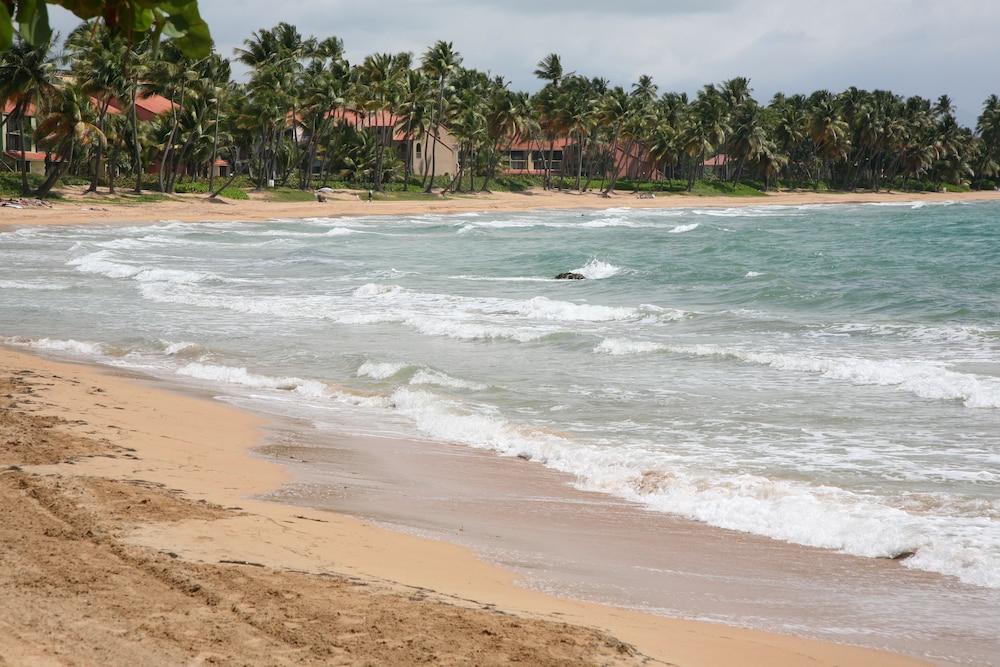 Park Royal Homestay Club Cala Puerto Rico Умакао Экстерьер фото